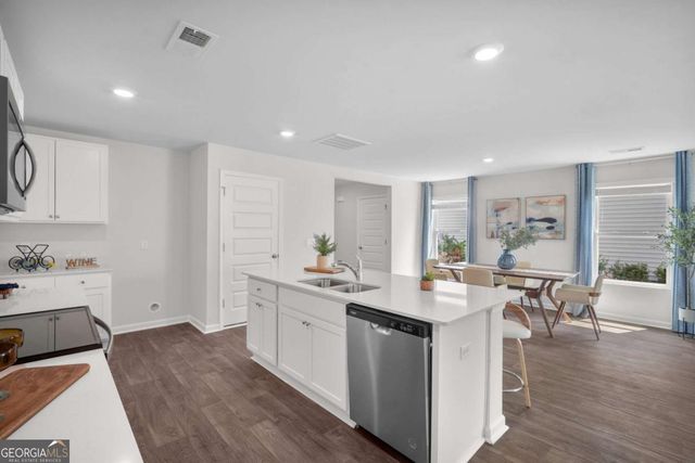 29 Cypress Loop, Port Wentworth, GA 31407