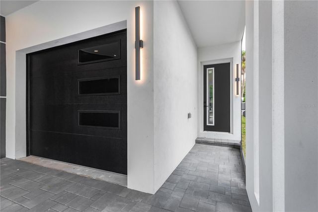 6021 INTERBAY, Tampa, FL 33611