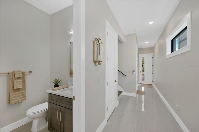 6021 INTERBAY, Tampa, FL 33611