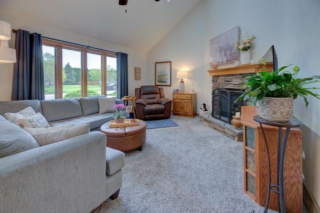 3517 Kingsbridge Drive, Janesville, WI 53546