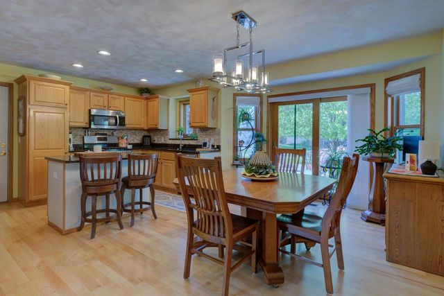 3517 Kingsbridge Drive, Janesville, WI 53546