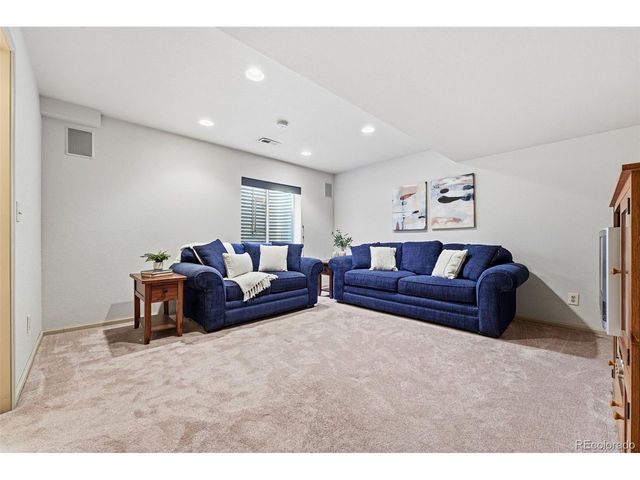 6487 Pierson St, Arvada, CO 80004