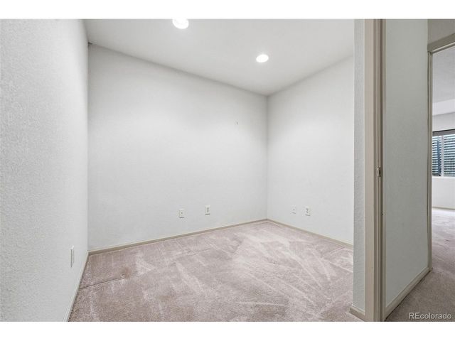 6487 Pierson St, Arvada, CO 80004