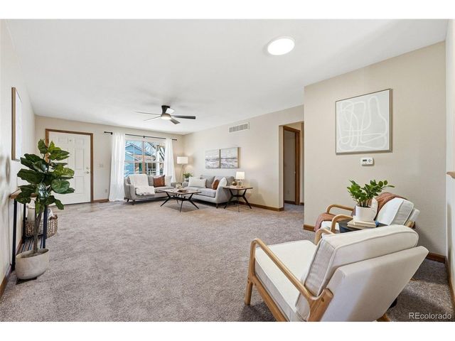 6487 Pierson St, Arvada, CO 80004