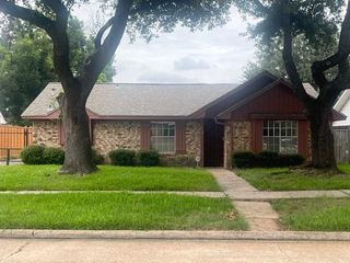 9955 Kirkdale Drive, Houston, TX 77089