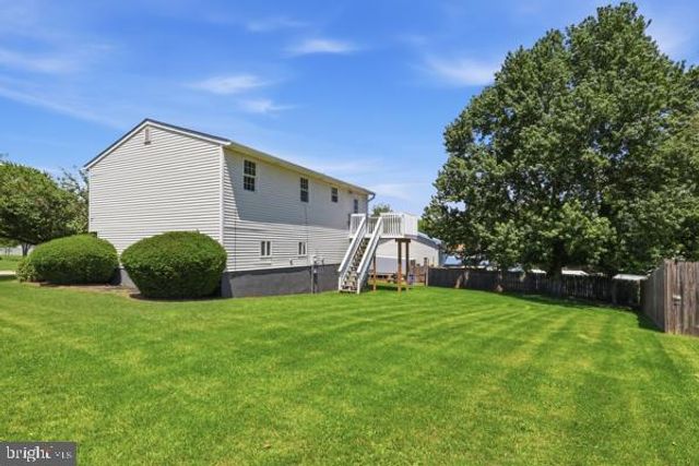 3496 FOX RIDGE CT, Dover, PA 17315