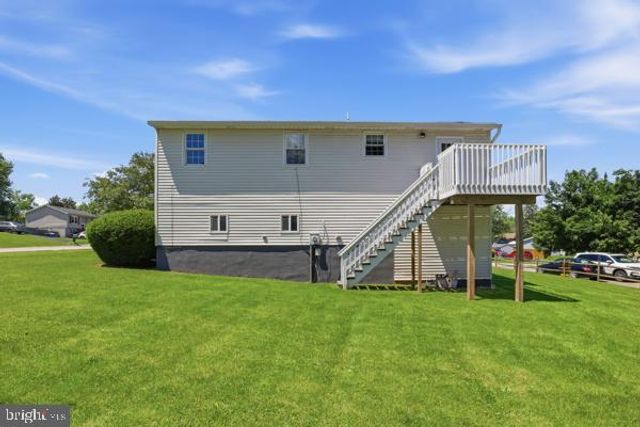 3496 FOX RIDGE CT, Dover, PA 17315