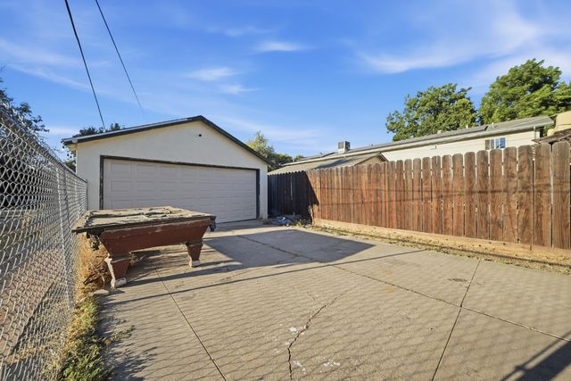 1651 Lucerne Ave, Stockton, CA 95203