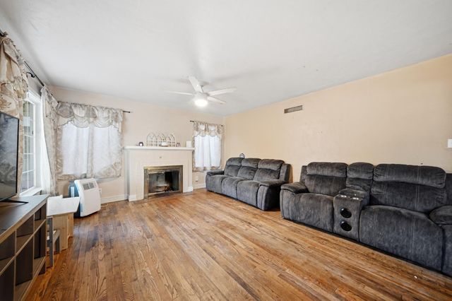 1651 Lucerne Ave, Stockton, CA 95203