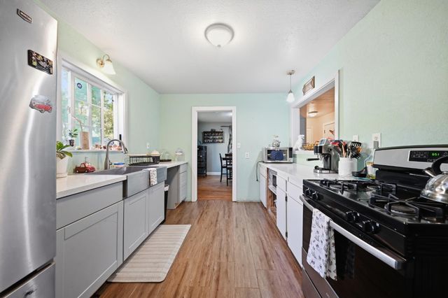 1651 Lucerne Ave, Stockton, CA 95203