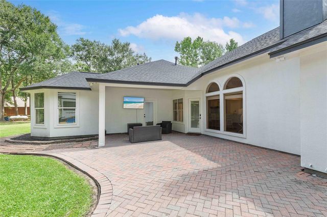 28918 Misty Oaks Drive, Huffman, TX 77336