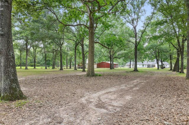 28918 Misty Oaks Drive, Huffman, TX 77336