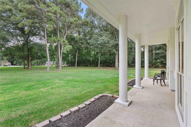 28918 Misty Oaks Drive, Huffman, TX 77336
