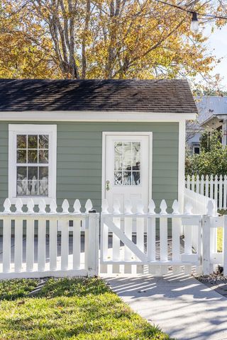 2605 Rivertowne Parkway, Mount Pleasant, SC 29466