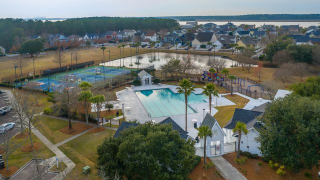 2605 Rivertowne Parkway, Mount Pleasant, SC 29466