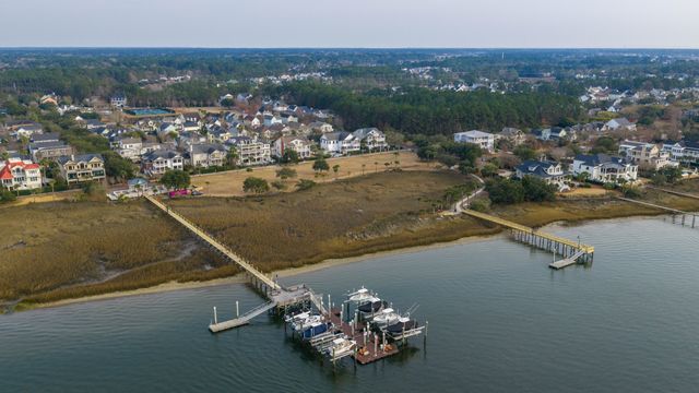 2605 Rivertowne Parkway, Mount Pleasant, SC 29466