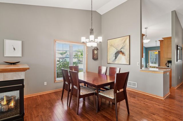 8973 Deer Run Drive, Victoria, MN 55386