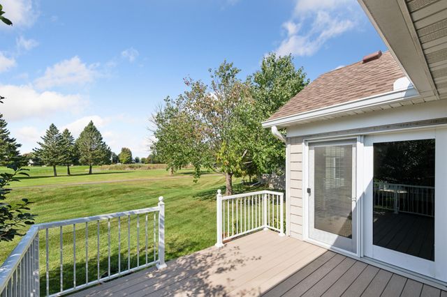 8973 Deer Run Drive, Victoria, MN 55386