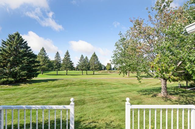 8973 Deer Run Drive, Victoria, MN 55386