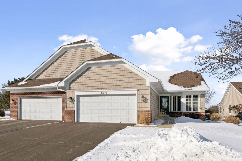 8973 Deer Run Drive, Victoria, MN 55386