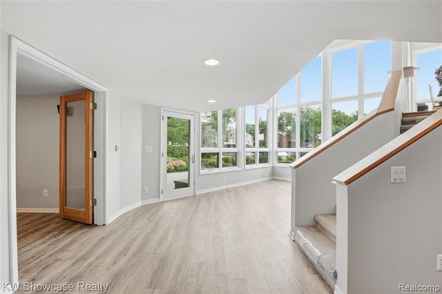 4614 Claudia Drive, Waterford, MI 48328
