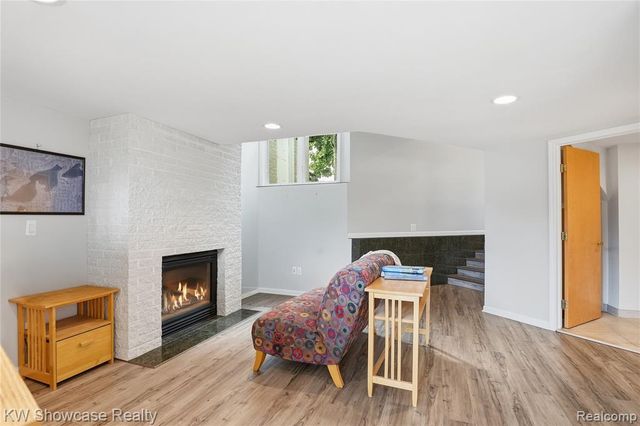 4614 Claudia Drive, Waterford, MI 48328