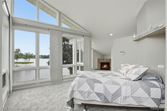 4614 Claudia Drive, Waterford, MI 48328
