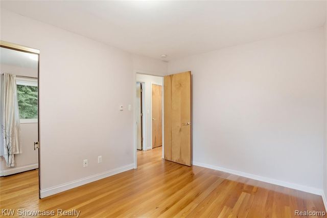4614 Claudia Drive, Waterford, MI 48328
