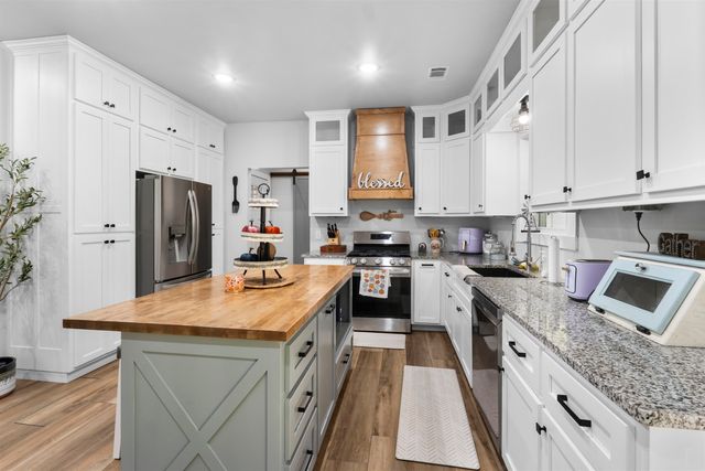 270 Sallie Lane, Melbourne, AR 72556