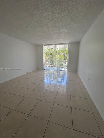 496 NW 165th St Rd D-310, Miami, FL 33169