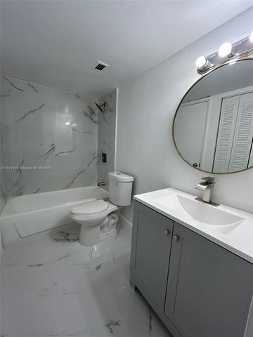 496 NW 165th St Rd D-310, Miami, FL 33169