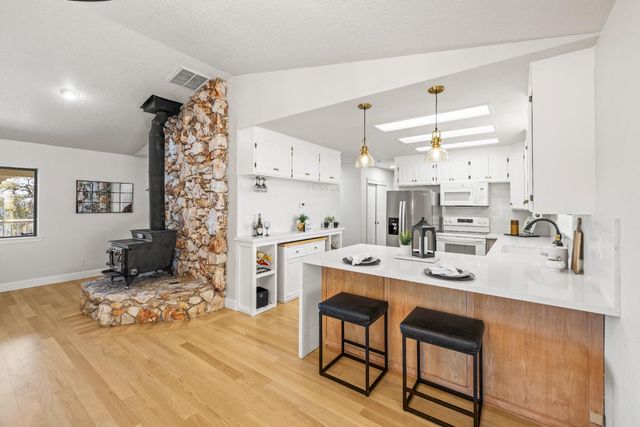 14580 Mcelroy Rd, Auburn, CA 95602