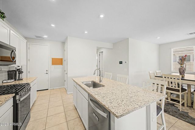35275 W VERA CRUZ Drive, Maricopa, AZ 85138