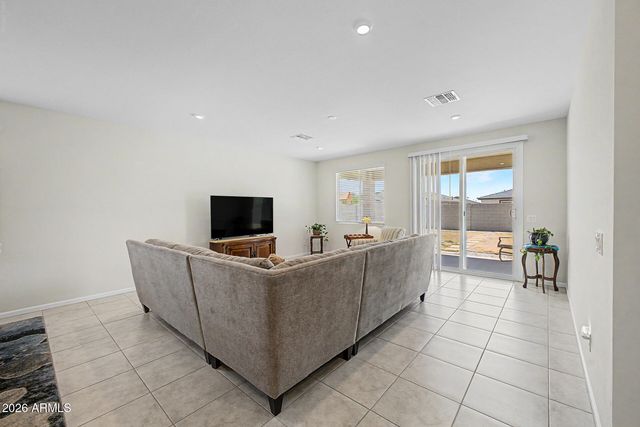 35275 W VERA CRUZ Drive, Maricopa, AZ 85138