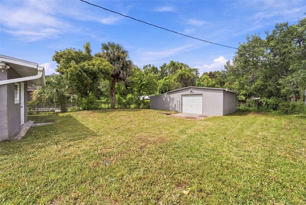 Image 15 of property listing at 5419 OLD CHENEY HIGHWAY, Orlando, FL 32807