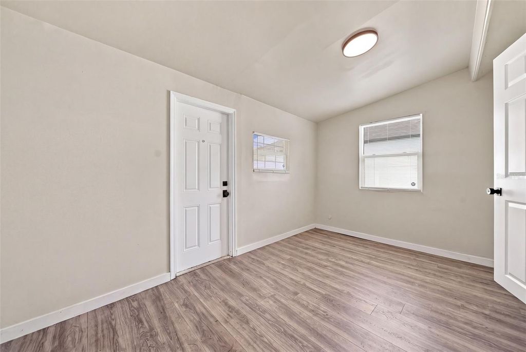 Image 23 of property listing at 5419 OLD CHENEY HIGHWAY, Orlando, FL 32807