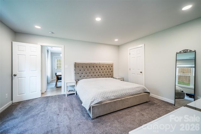 16 DanielBrooke Drive, Asheville, NC 28806