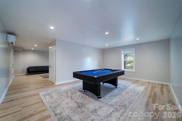 16 DanielBrooke Drive, Asheville, NC 28806