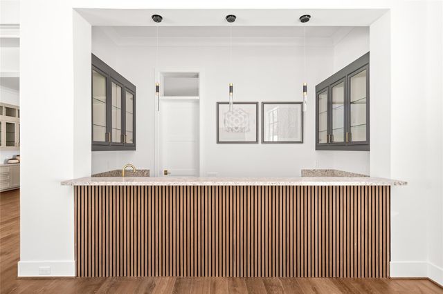 5517 Sturbridge Drive, Houston, TX 77056