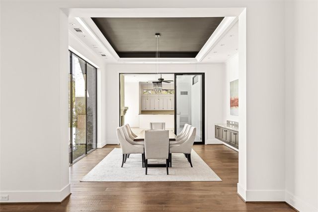 5517 Sturbridge Drive, Houston, TX 77056