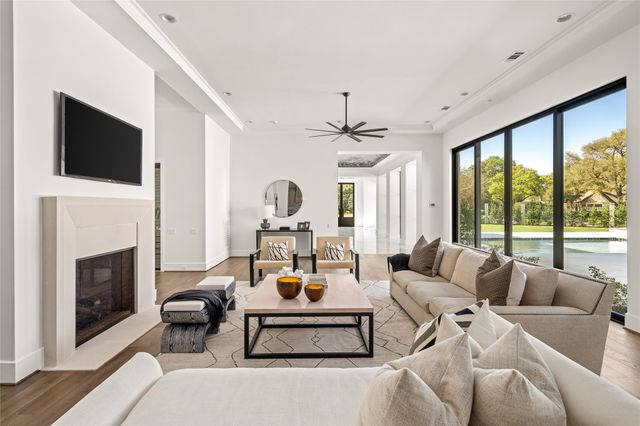 5517 Sturbridge Drive, Houston, TX 77056