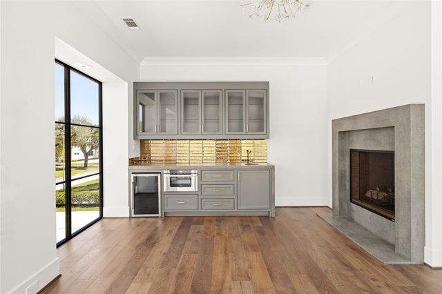 5517 Sturbridge Drive, Houston, TX 77056