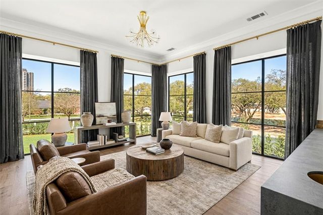 5517 Sturbridge Drive, Houston, TX 77056