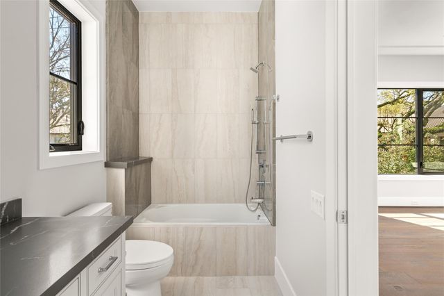 5517 Sturbridge Drive, Houston, TX 77056