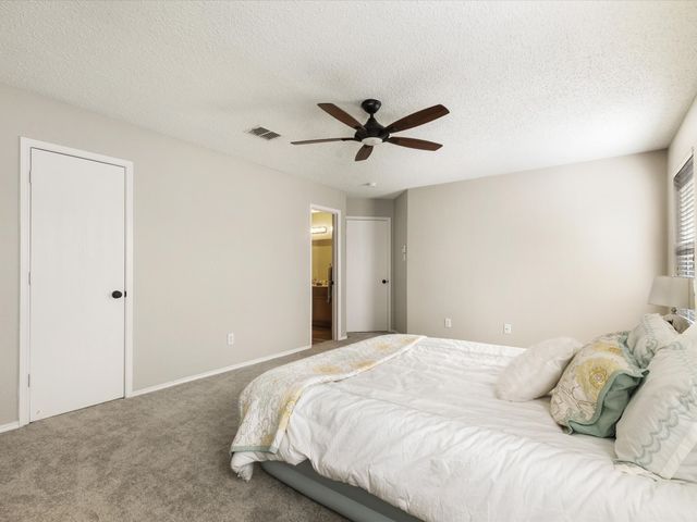 8212 Canoe Ridge Lane, Denton, TX 76210