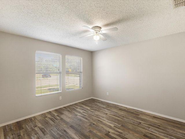 8212 Canoe Ridge Lane, Denton, TX 76210