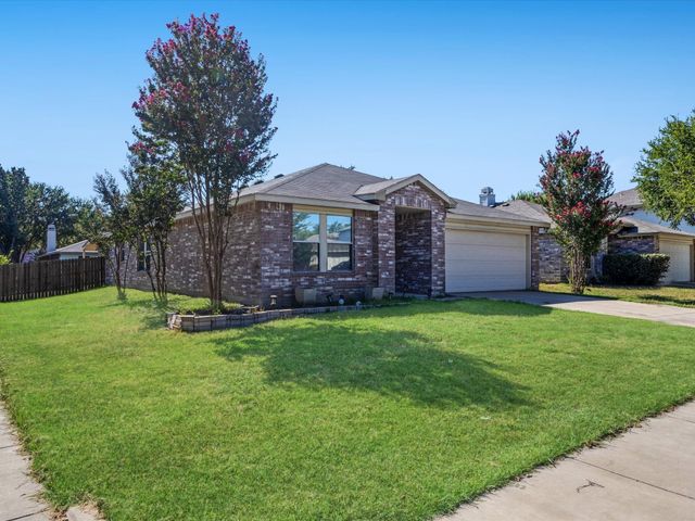 8212 Canoe Ridge Lane, Denton, TX 76210
