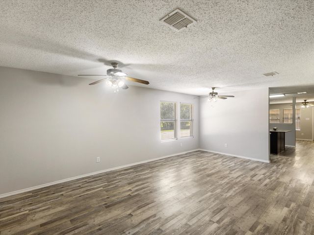 8212 Canoe Ridge Lane, Denton, TX 76210