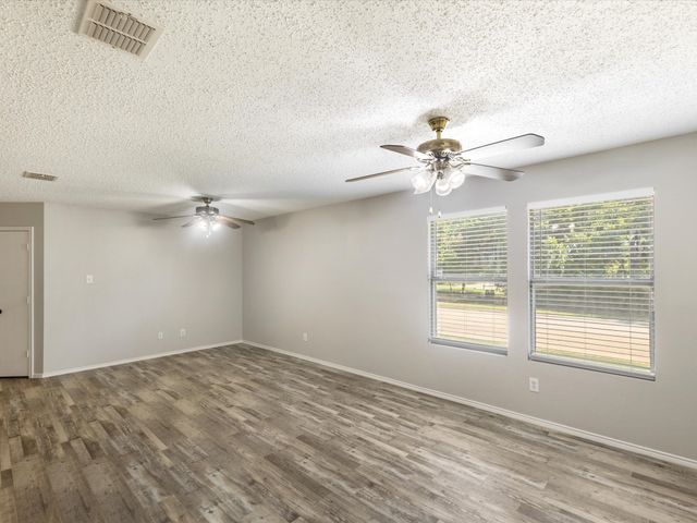 8212 Canoe Ridge Lane, Denton, TX 76210