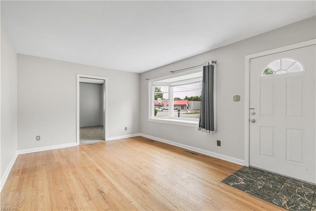 797 Old Oyster Point RD, Newport News, VA 23602